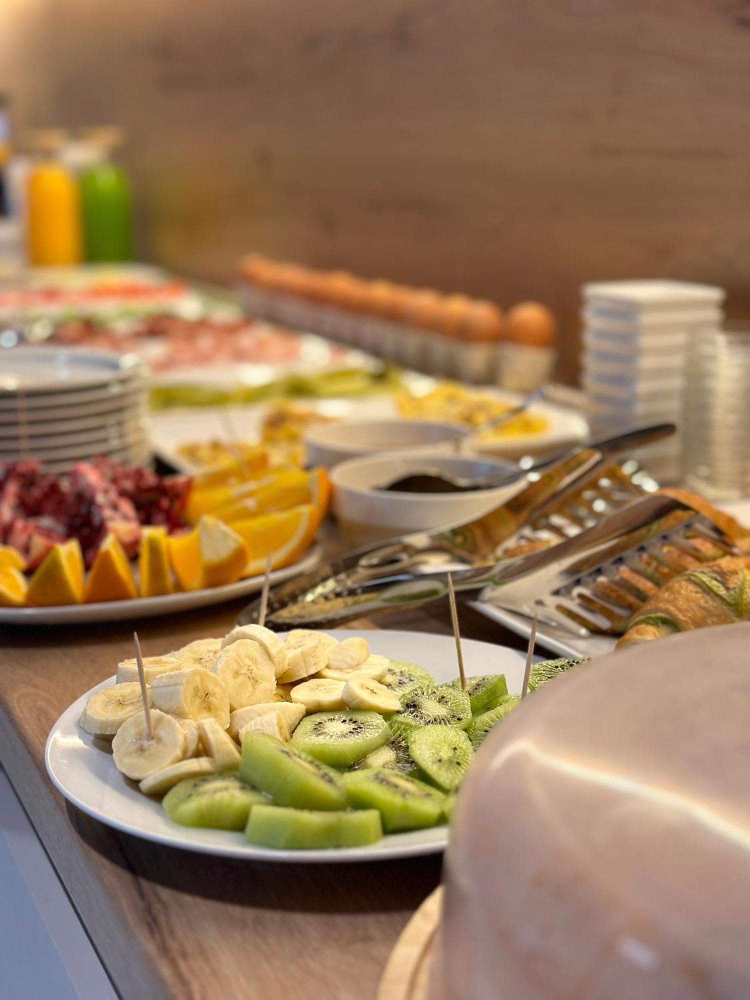The Roots Boutique Hotel Shkoder Ngoại thất bức ảnh